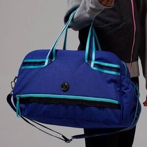 IVIVVA ✨ Juniors Brand by Lululemon✨In The Game ✨Duffel Tennis Gym Bag✨Blue ✨